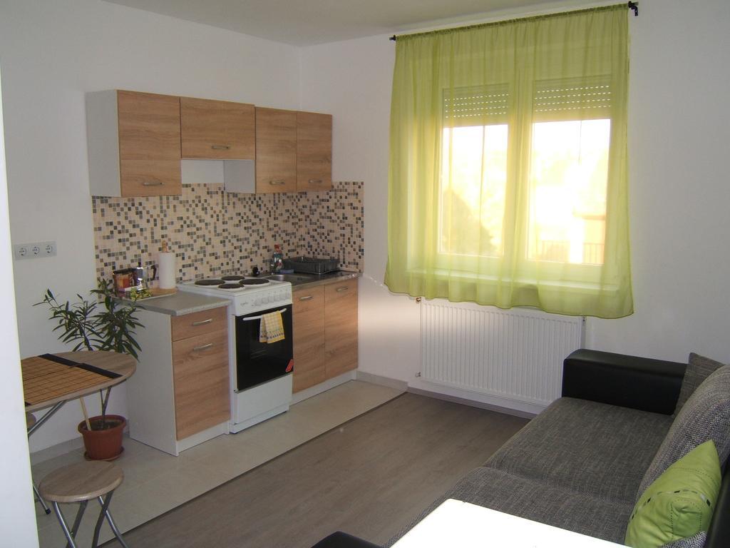 Kulturhaz Apartman Дьор Екстериор снимка