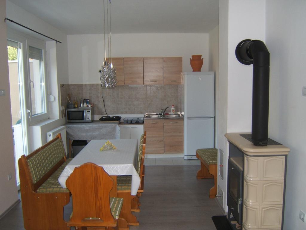 Kulturhaz Apartman Дьор Екстериор снимка